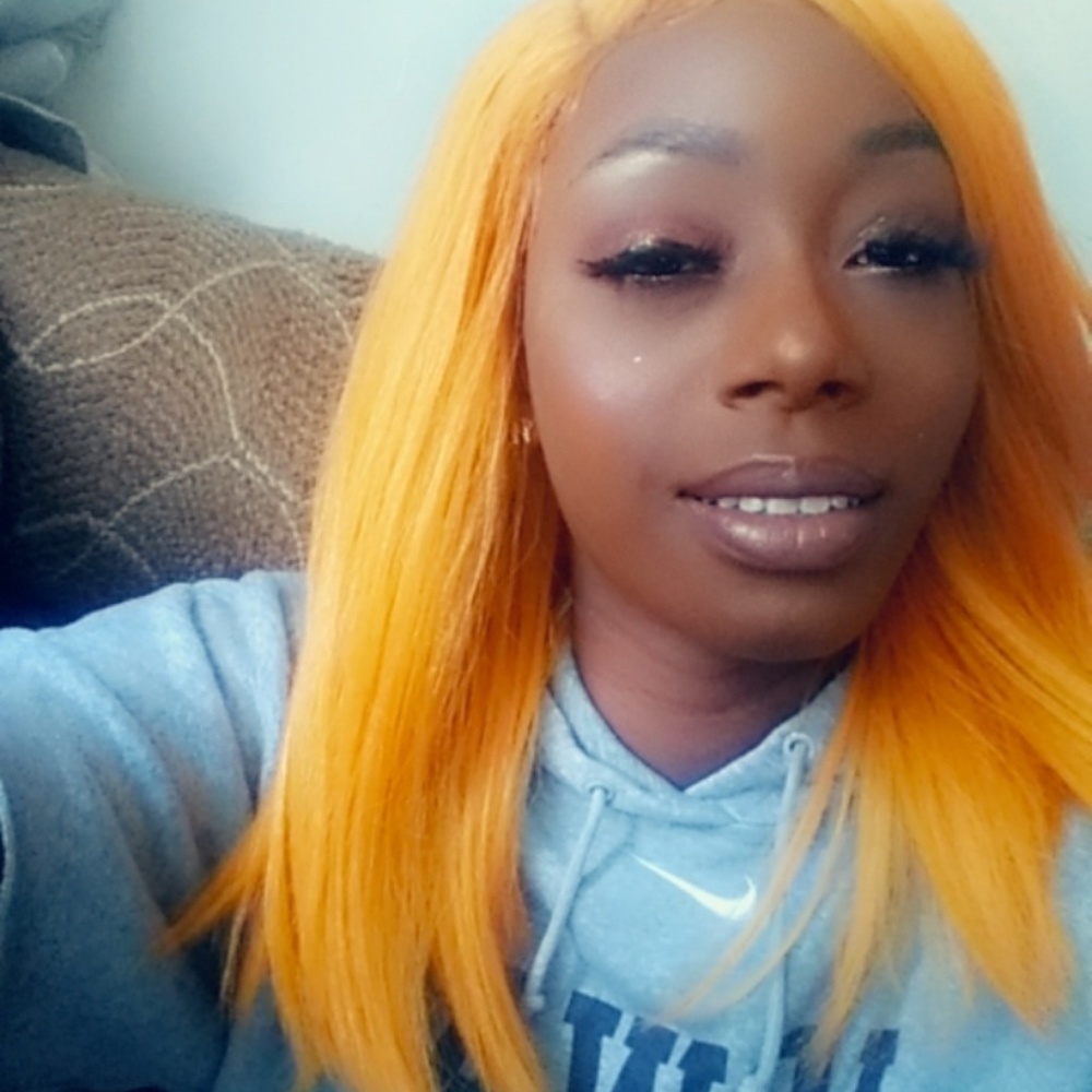 Meet your Posher, Elexus